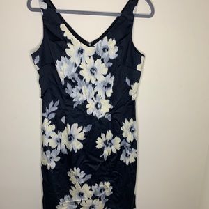 LOFT Dresses - Loft sleeveless dress size 10 LOFT Dresses - Loft sleeveless dress size 10